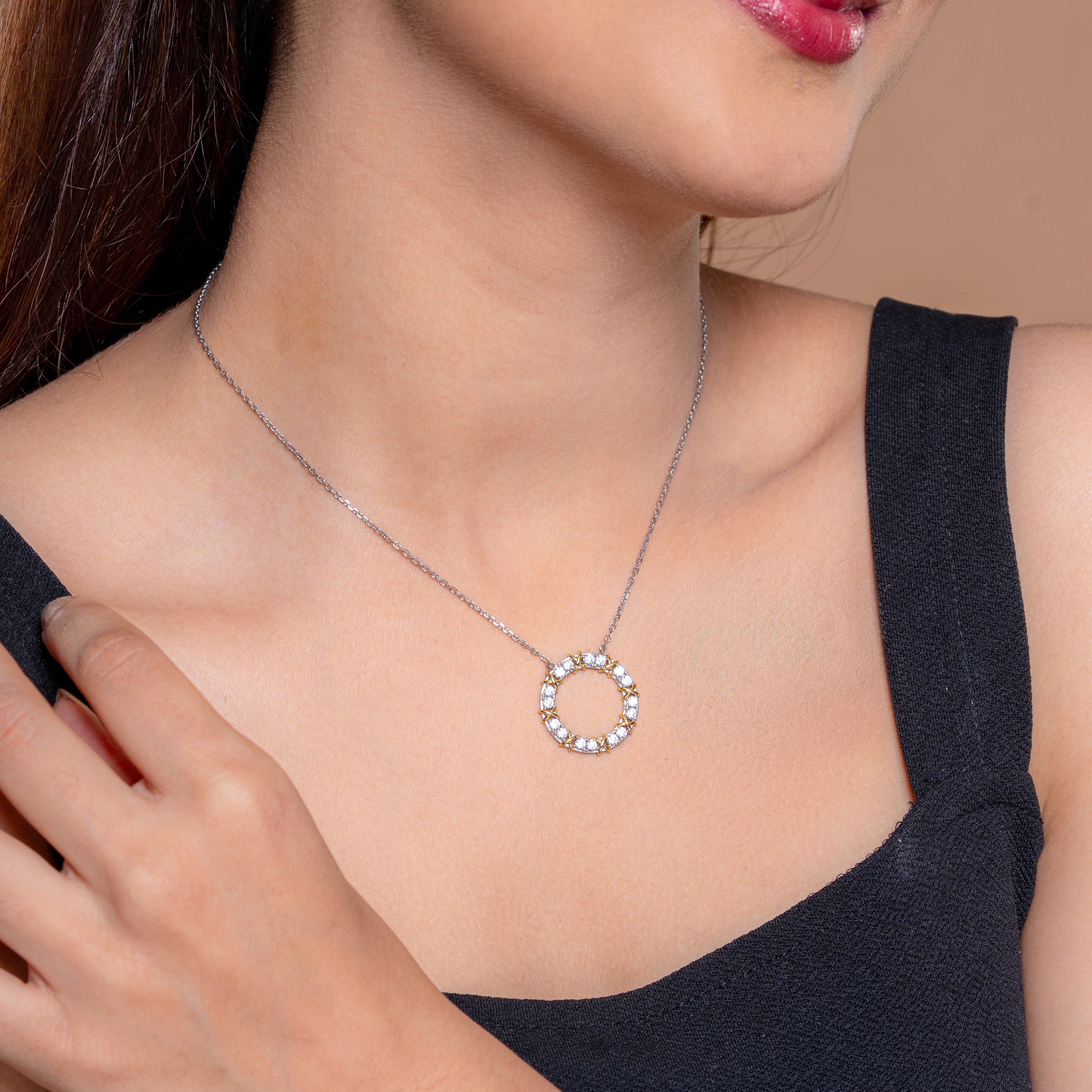 925 Sterling Silver Zircon Circle Pendant Necklace