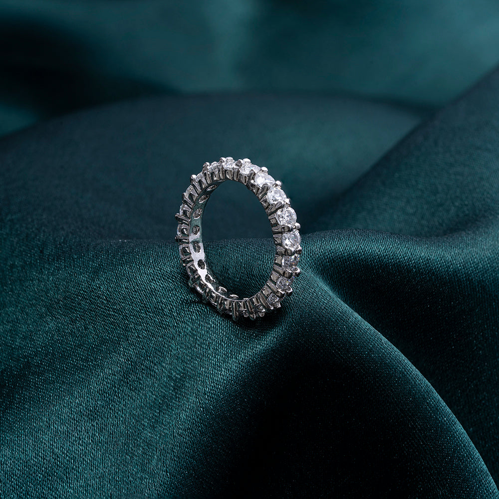 Reegalia Classic Eternity Band – 925 Silver.