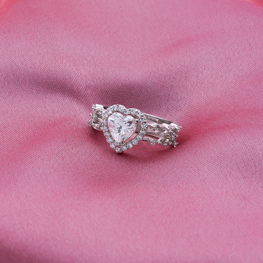 Reegalia  925 silver  Heart Halo Ring