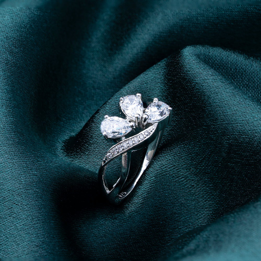 Petal Whisper 925 Silver Ring