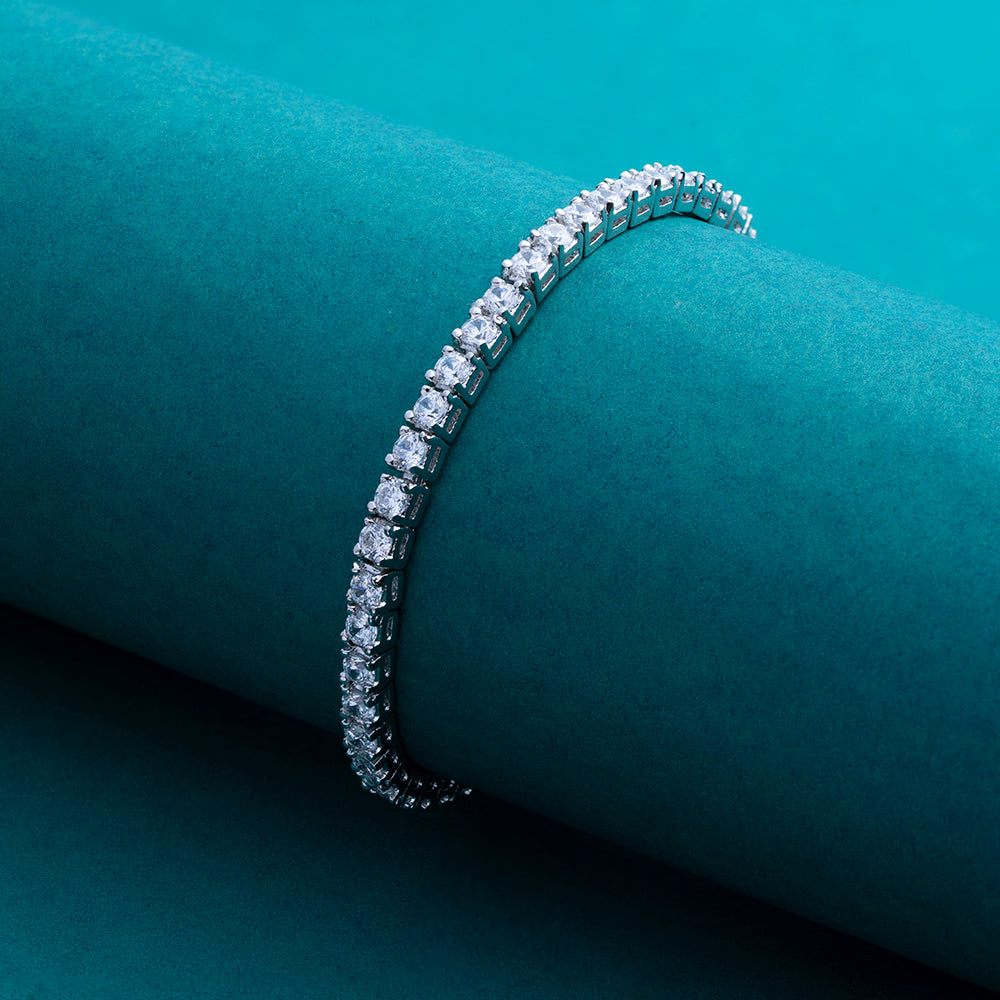 Reegalia Sterling Silver Classic Round Tennis Bracelet.