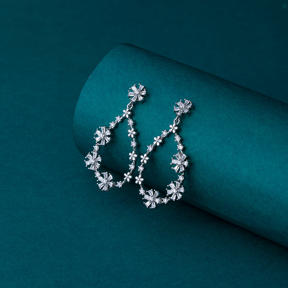 Reegalia Sterling Silver Floral Spark Drop Earrings Set.