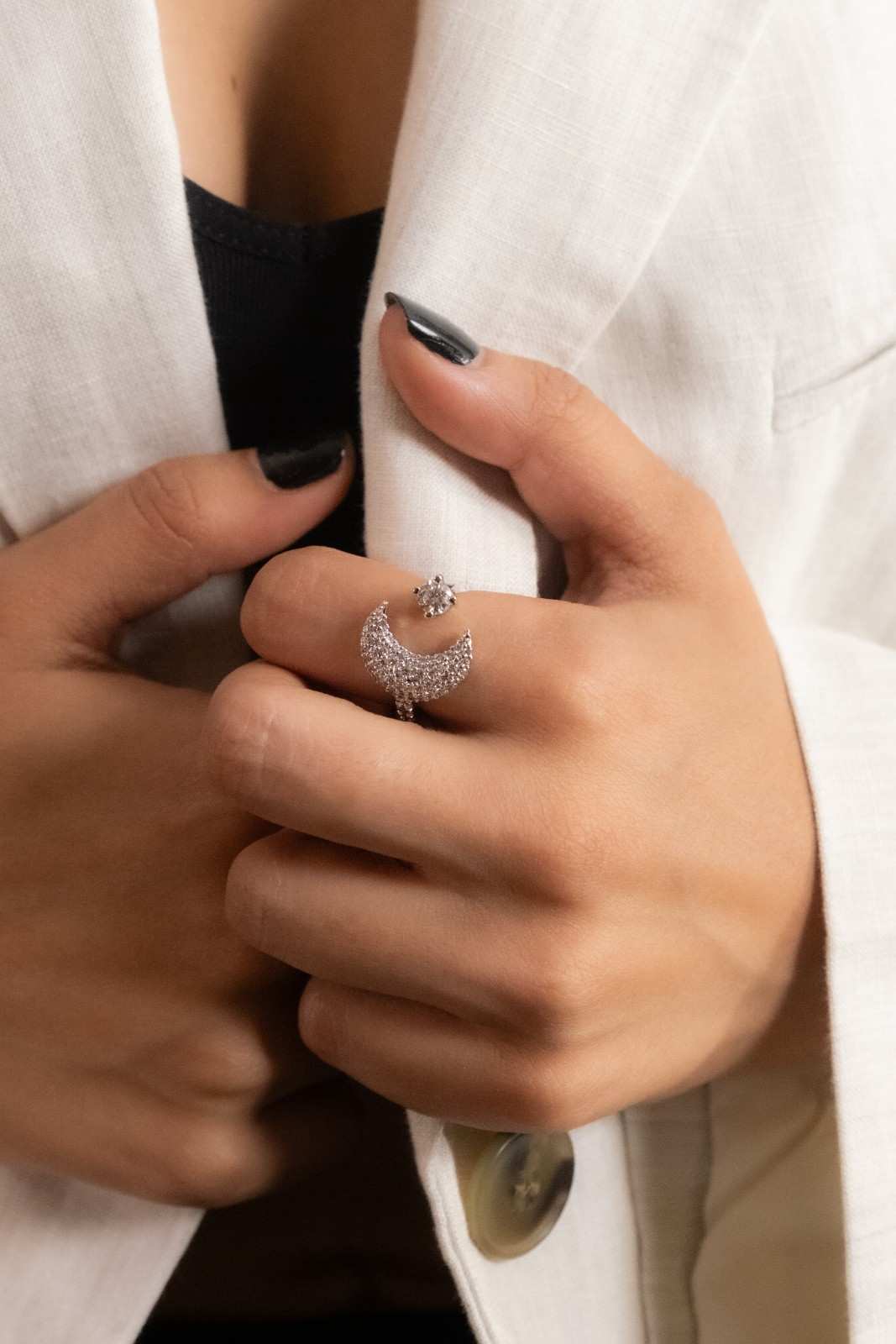 Reegalia Celestial Radiance Ring – 925 Silver with CZ Embellishments.