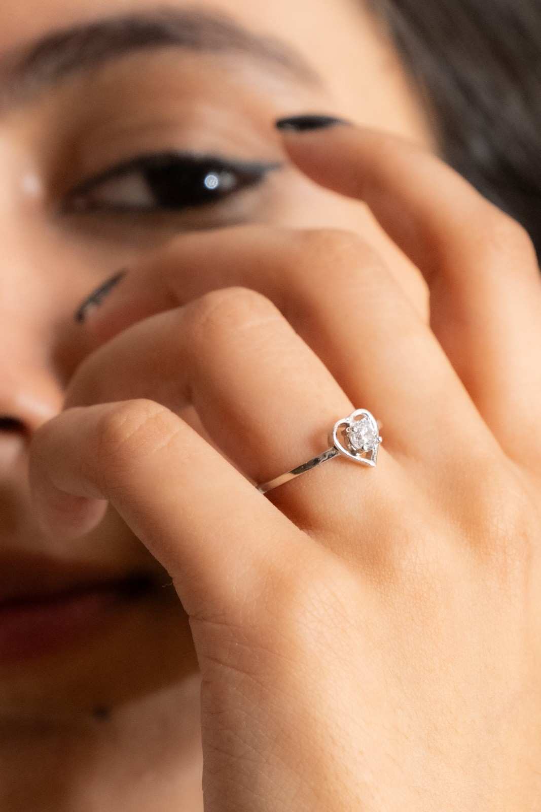 Reegalia HeartGlow Solitaire Ring – 925 Silver