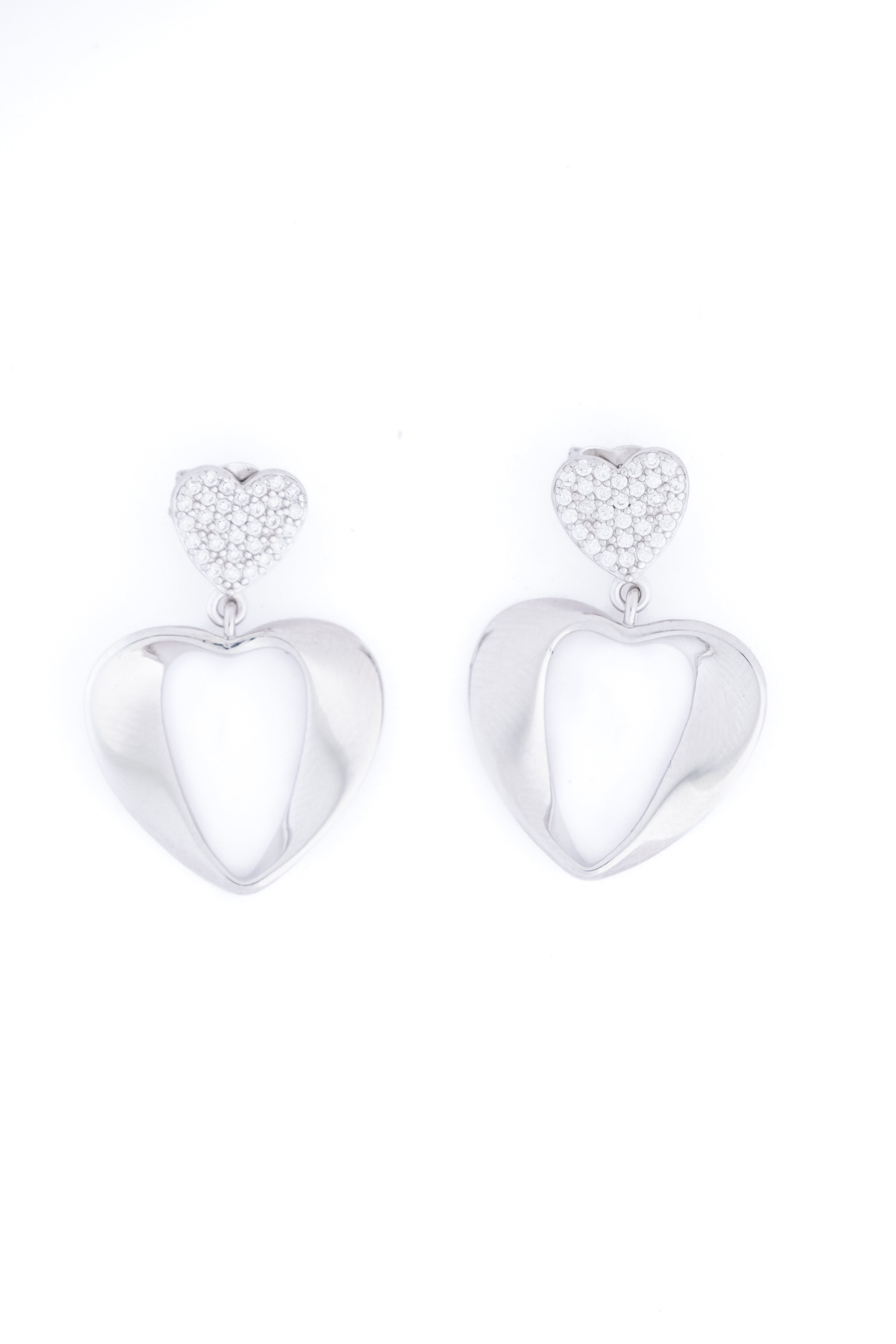 Reegalia Amoré Heart Drop Earrings – 925 Silver with Textured Finish.