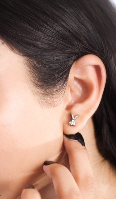 Reegalia Sterling Silver Solitaire Leaf Stud Earrings.